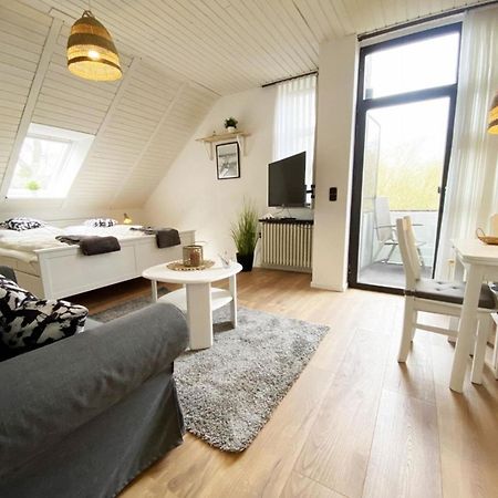 Ferien Im Wangerland - Haus Wiesenweg - Apartment 2 1Og Horumersiel Esterno foto