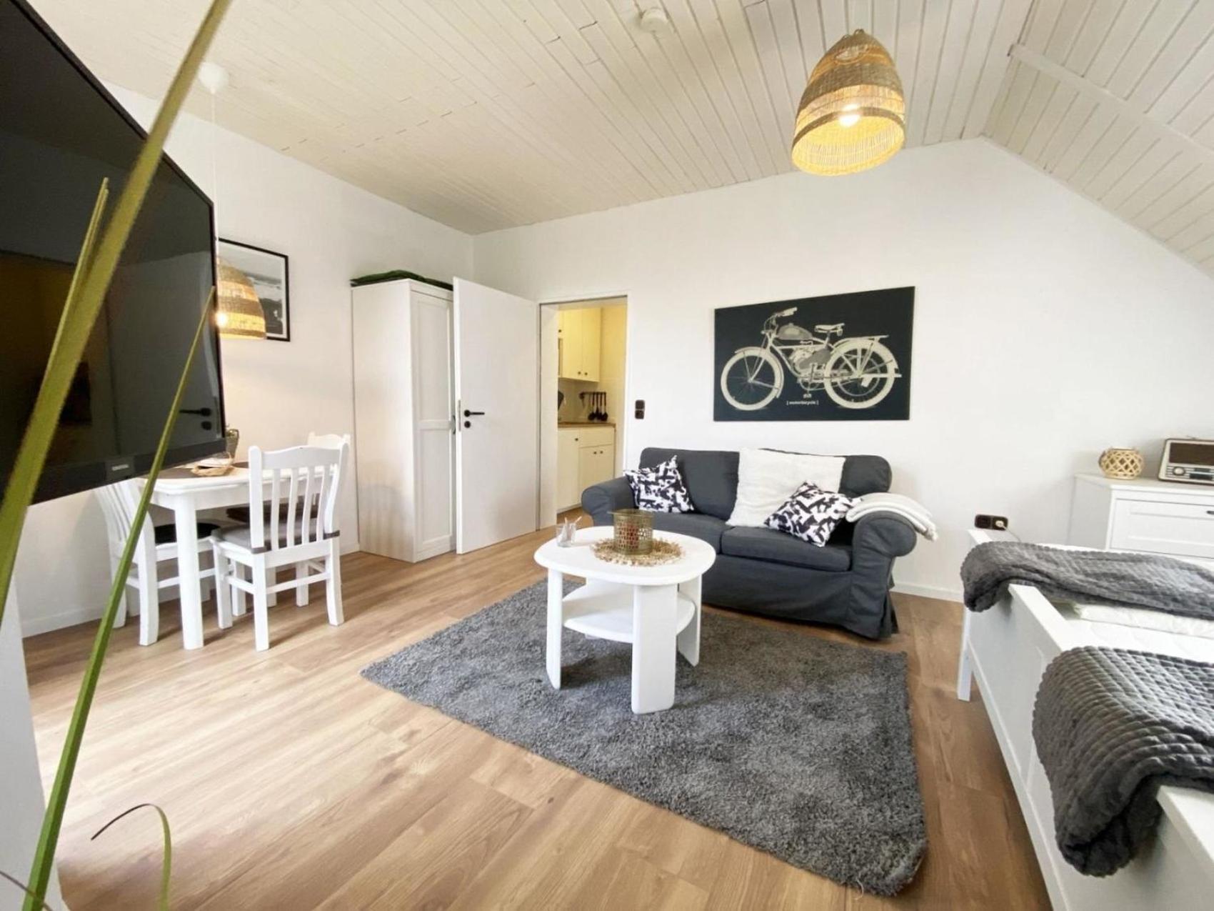 Ferien Im Wangerland - Haus Wiesenweg - Apartment 2 1Og Horumersiel Esterno foto
